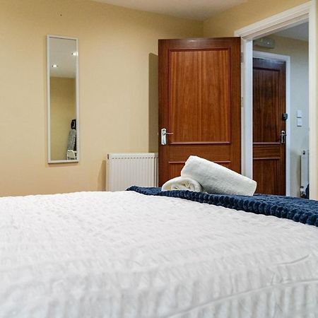 Cozy Flat In Walsall Town Centre エクステリア 写真
