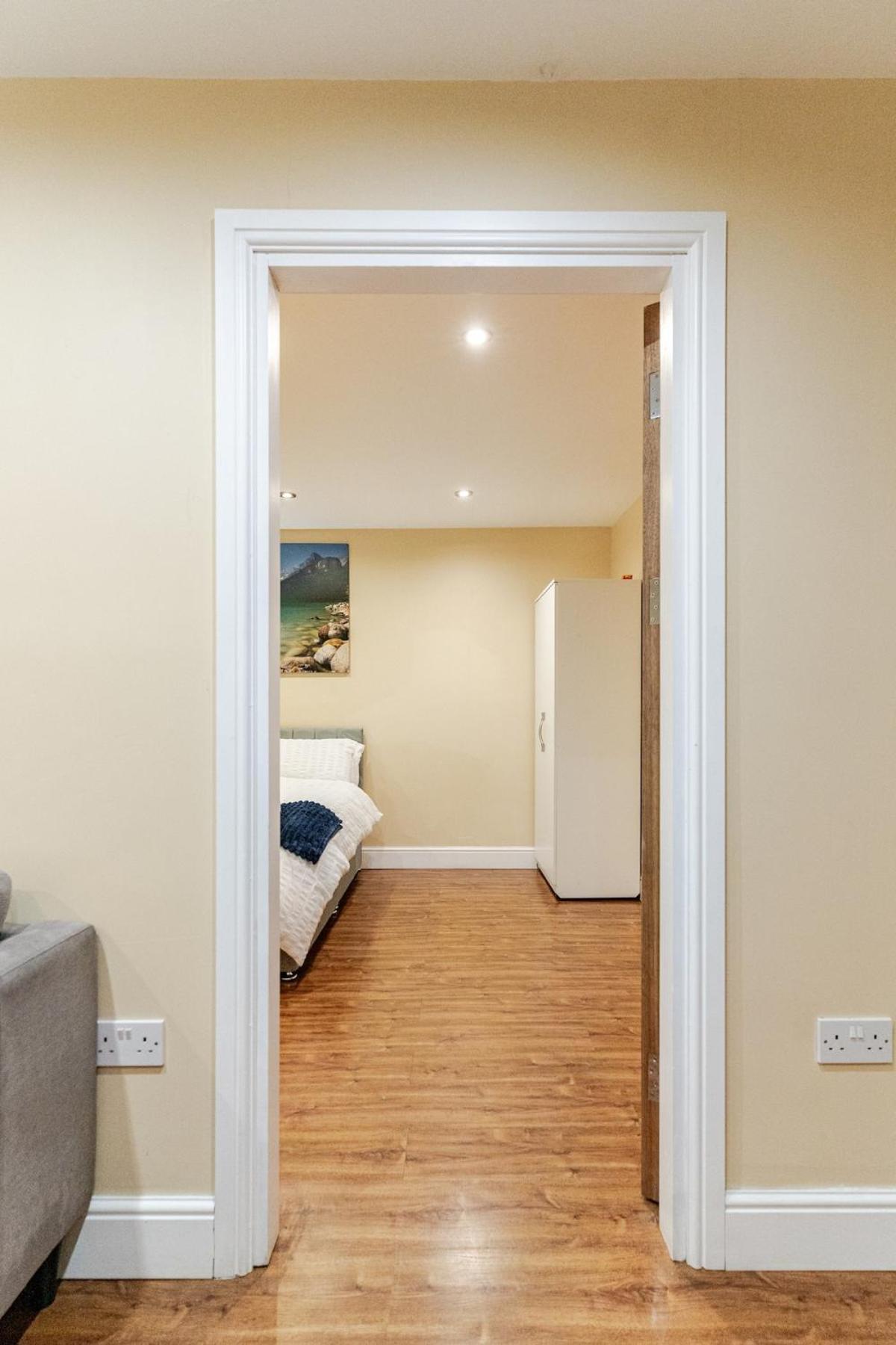 Cozy Flat In Walsall Town Centre エクステリア 写真